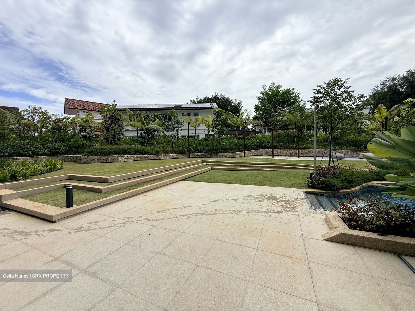 Amo Residence (D20), Apartment #575951121